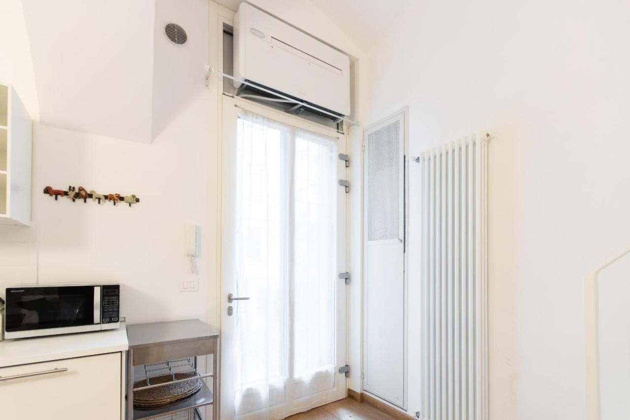 Charming Studio Near Piazza Castello By Wonderful Italy Torino Exterior foto